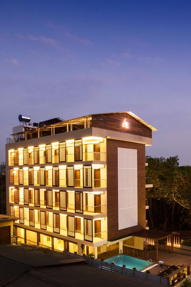 Amani Hotel 3*